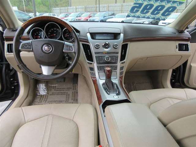 2010 Cadillac CTS AWD 3.0L V6 Luxury 4dr Sedan